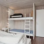 Viena - 400m From The Sea By Interhome Ferienhaus *